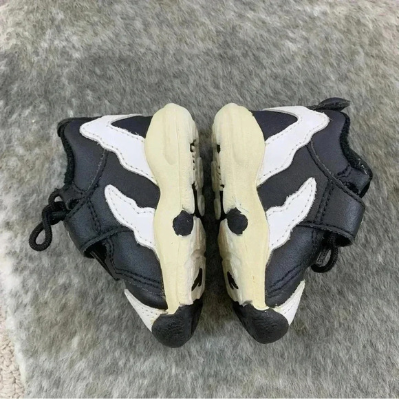 Vintage 1996 Nike Baby D.T. Max Sneakers - Picture 10 of 14
